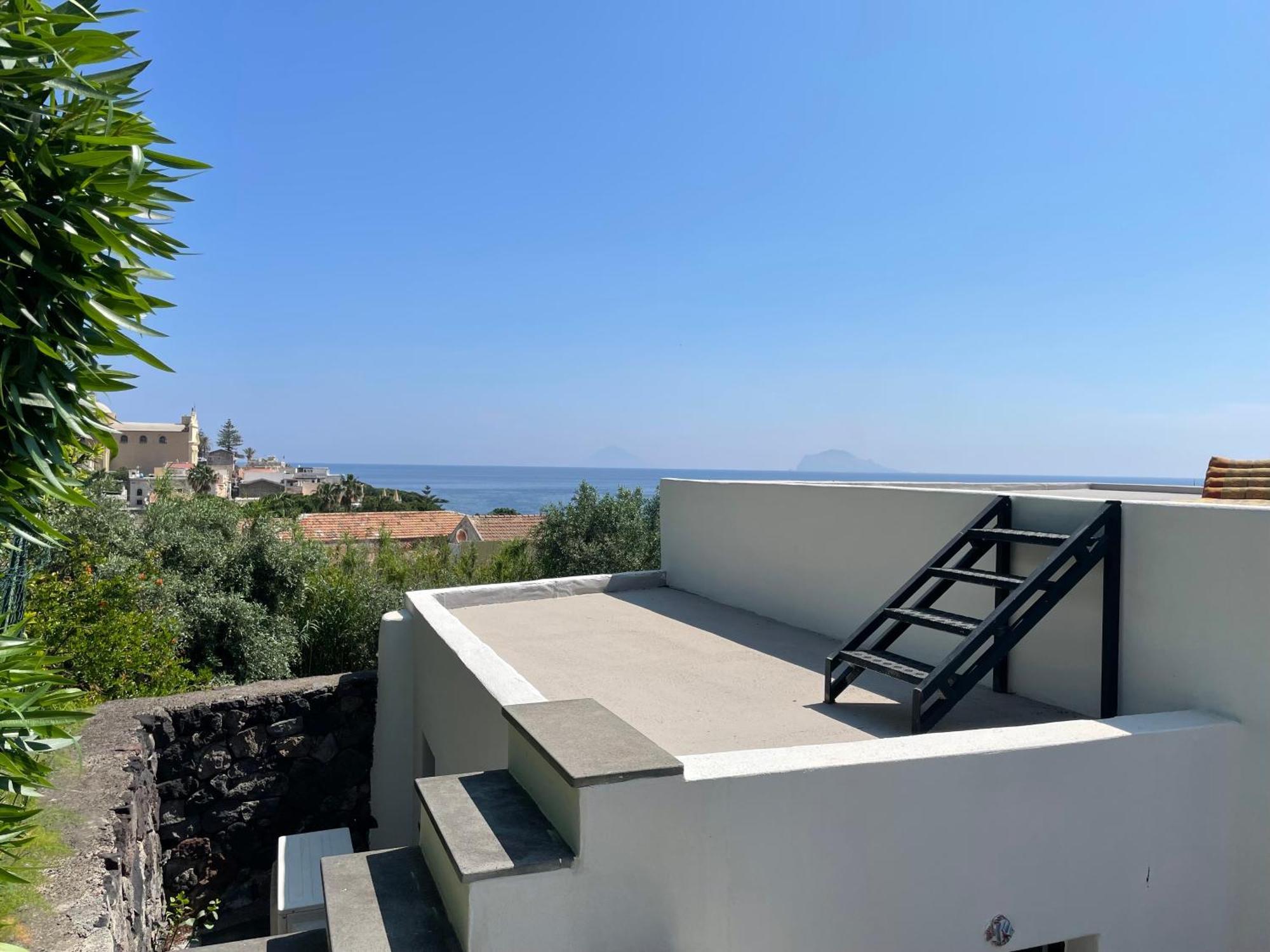 La Casa Sul Porto Di Santa Marina - Isole Eolie Holiday home *