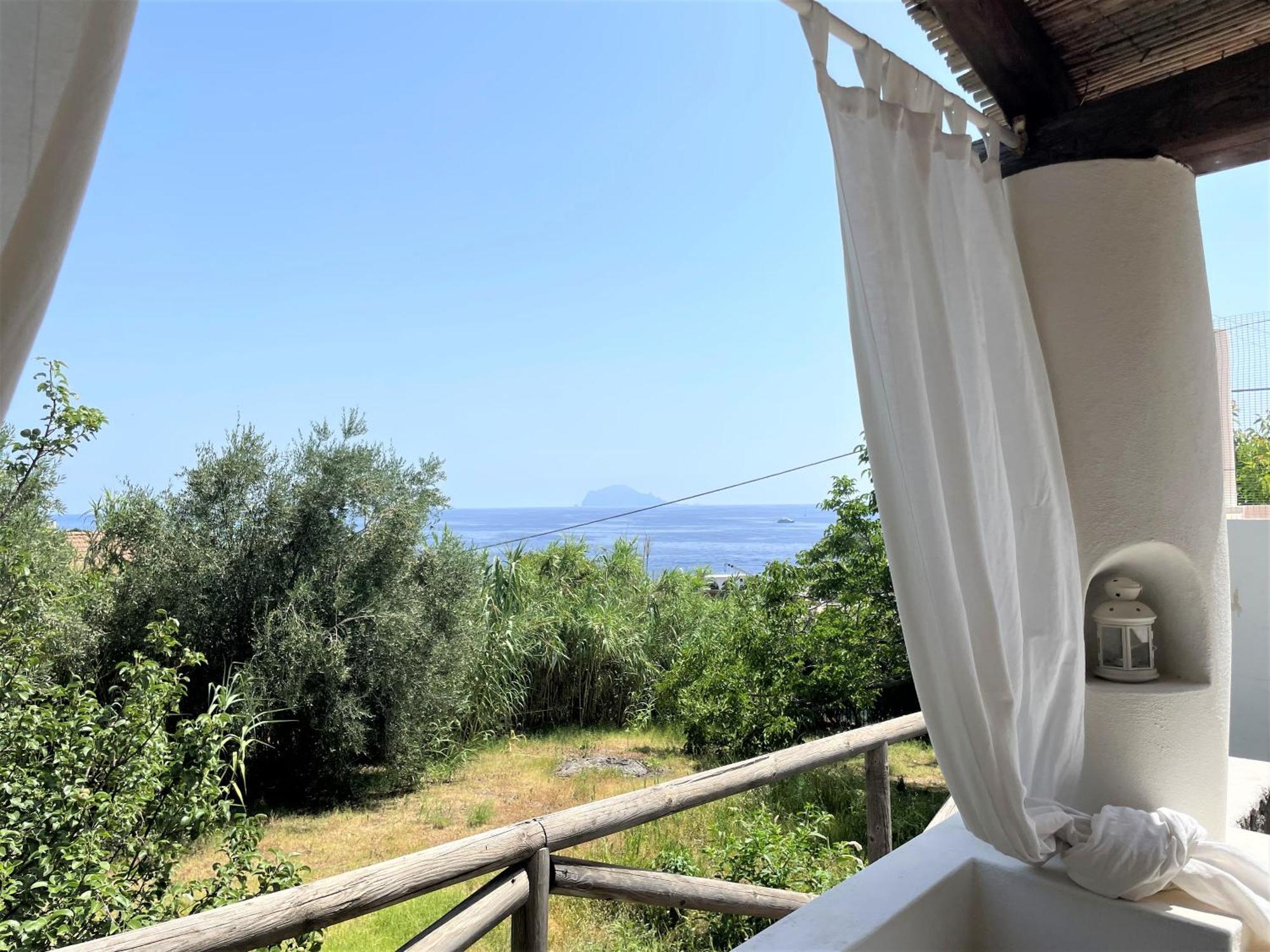 La Casa Sul Porto Di Santa Marina - Isole Eolie *