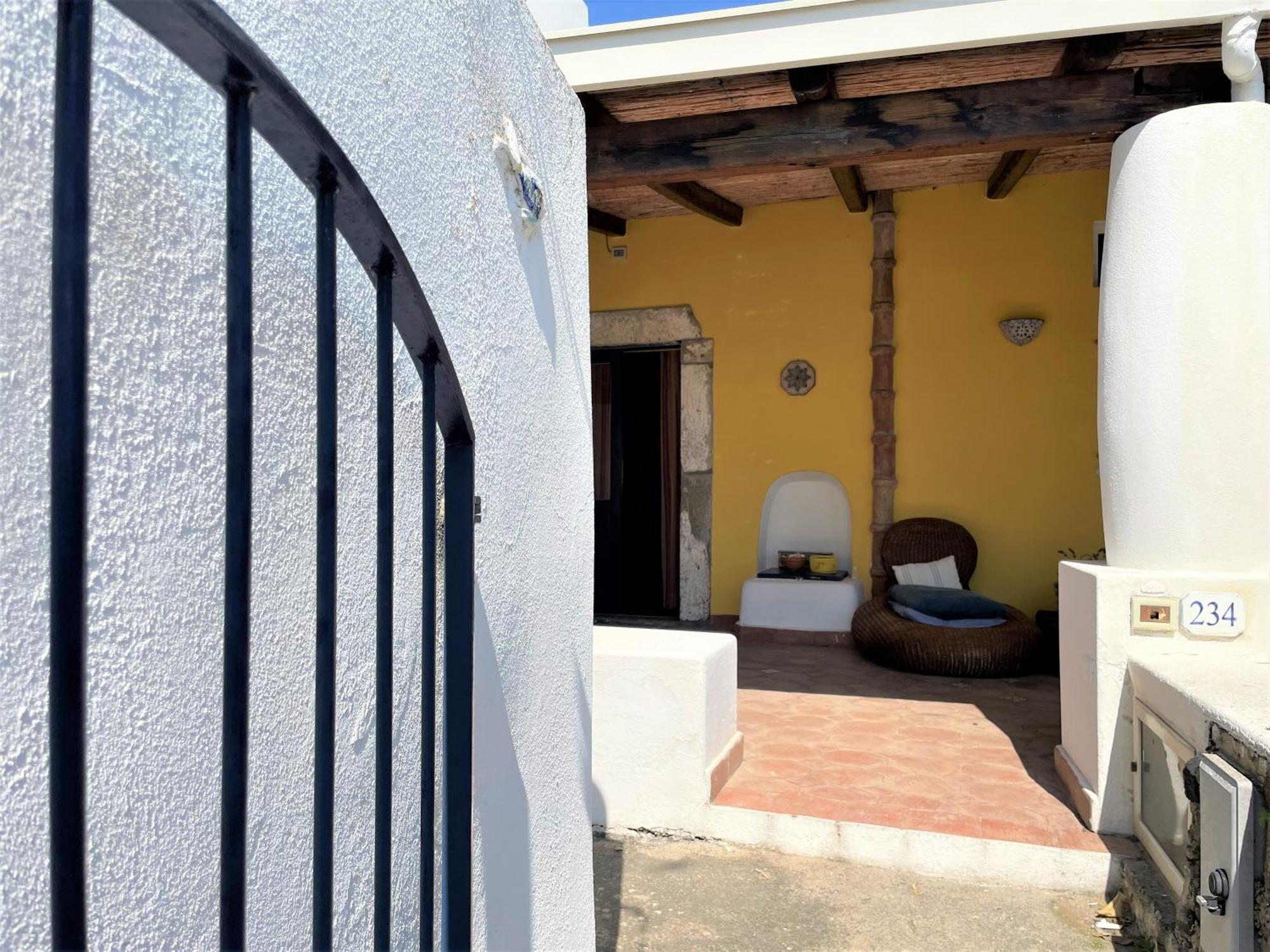 Ferienhaus La Casa Sul Porto Di Santa Marina - Isole Eolie *